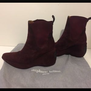 Stephan Kelian Burgundy Suede Wedge Booties